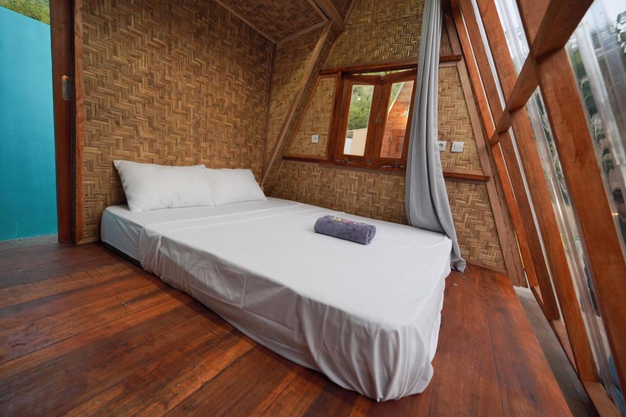 La Vie En Rose Hotel Senggigi Eksteriør billede