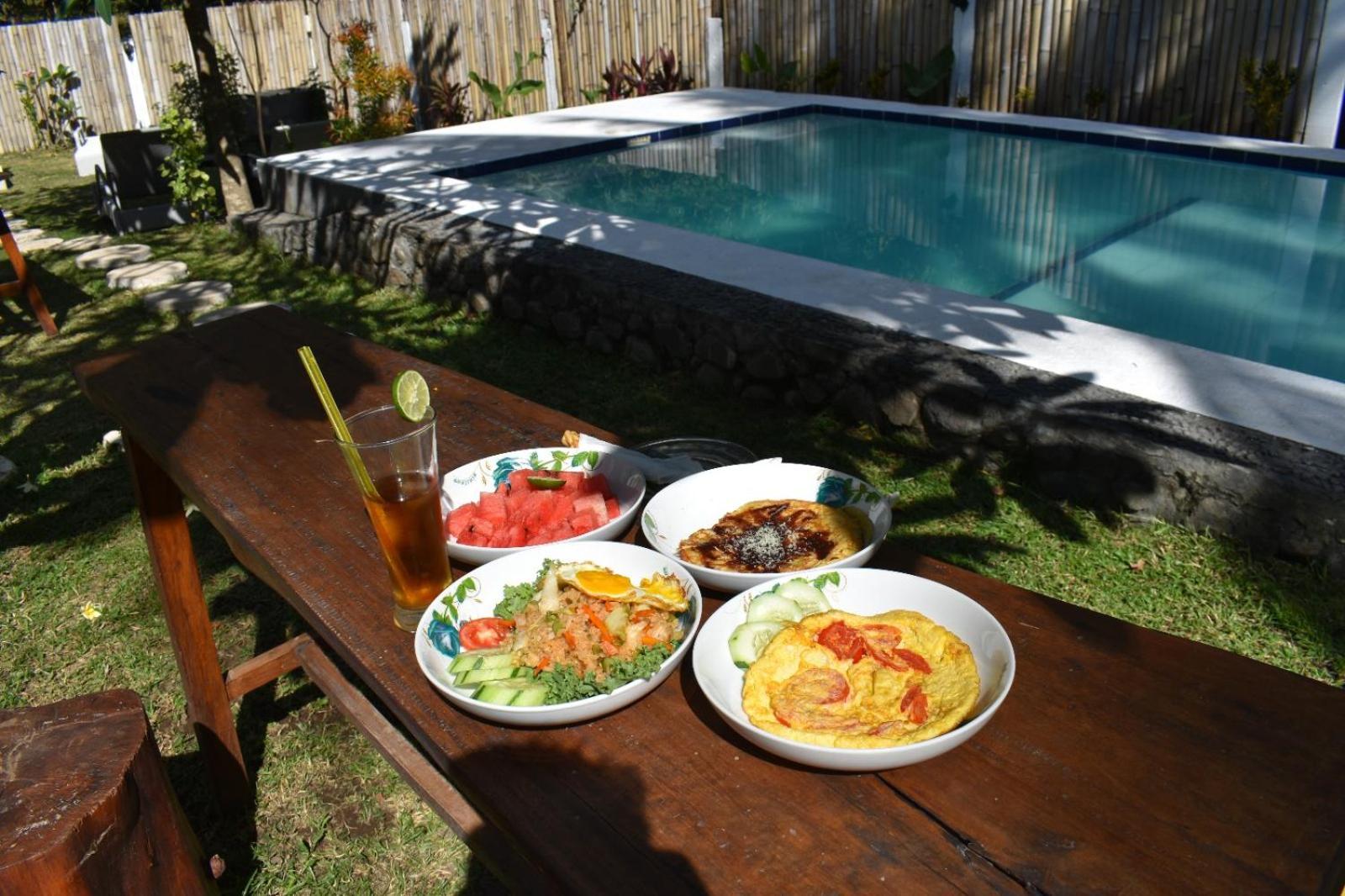 La Vie En Rose Hotel Senggigi Eksteriør billede